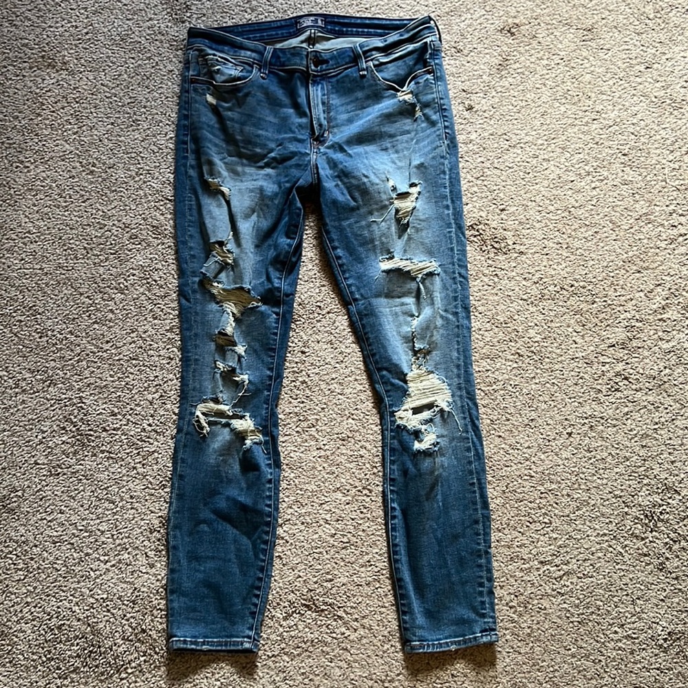 BARELY WORN Abercrombie & Fitch Super Stretch Mid-Rise Jean Legging